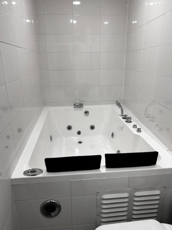 #2# Apartamento Jacuzzi Xl Sevilla Centro Extérieur photo